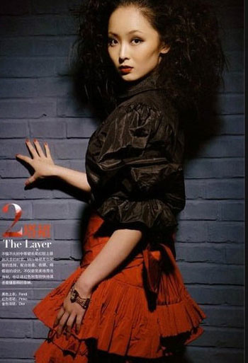 18歲“謀女郎”李曼寫真