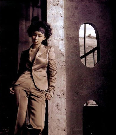 18歲“謀女郎”李曼寫真