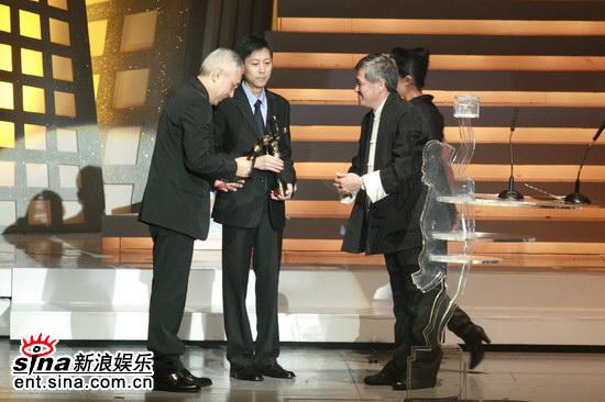 內地頒獎嘉賓露怯 趙本山結結巴巴