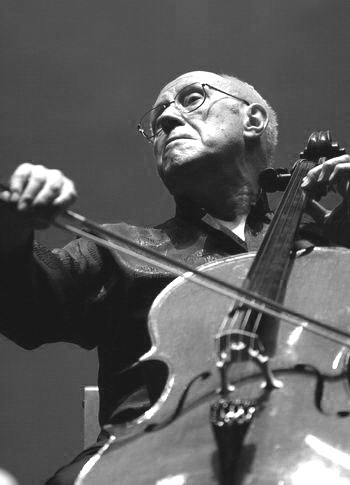 著名大提琴家羅斯特羅波維奇因患癌癥逝世(圖)