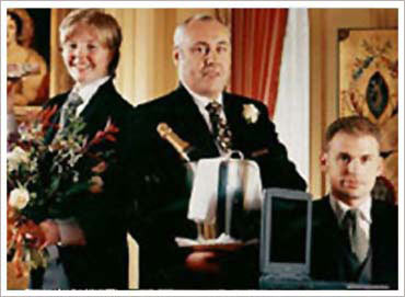 英式管家 實(shí)現(xiàn)貴族生活理想