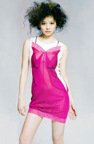 徐若瑄夏日寫真透露絲絲性感