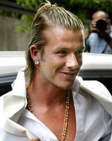 時尚型男們的妖嬈耳飾