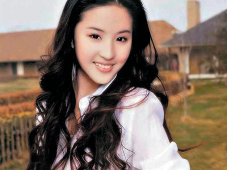 劉亦菲一改柔美扮相 <功夫之王>劇照曝光