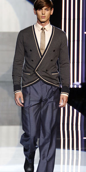 范思哲春夏男裝系列米蘭高調上演