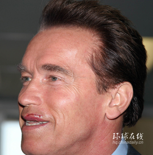 銀幕飛車只是戲 施瓦辛格車禍后終拿駕照