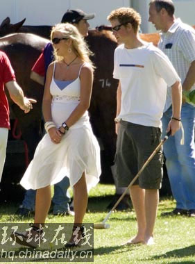 威廉哈里打球籌善款 兩位未來妯娌競艷