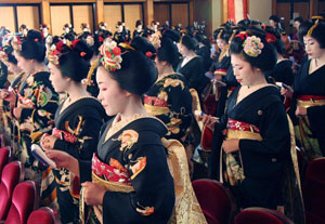 網上招收學徒 日本藝伎業重現生機