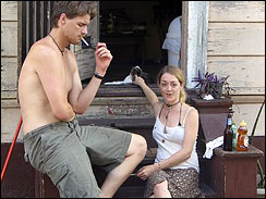 美國“颶風明星”肢解女友后自殺(圖)