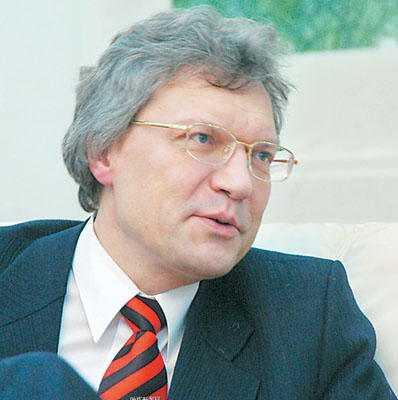 俄駐華大使:期俄中元首就能源達(dá)新協(xié)定