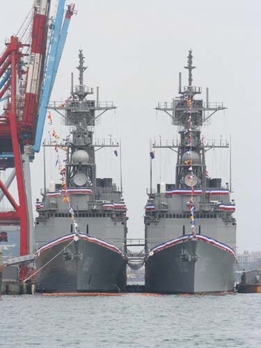 美臺渲染我軍力捕風捉影航母說事