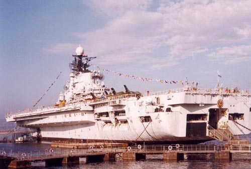 美國專家惡炒中國航母計劃