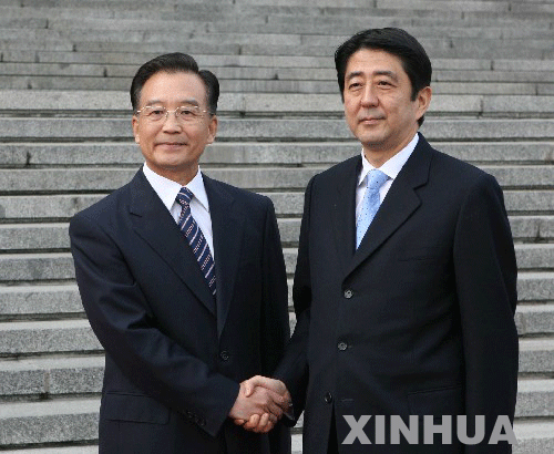 日首相安倍:衷心歡迎溫家寶總理訪日