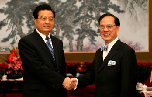 曾蔭權(quán)：書寫香港精神