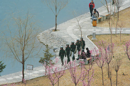 組圖：拉薩公安干警日夜堅守在執勤崗位