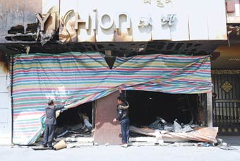 拉薩5名花季少女被暴徒困于店內熏死(組圖)