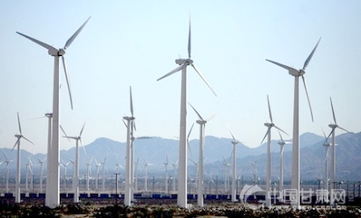 酒泉風電斷想：“白色森林”匯聚“陸上三峽”