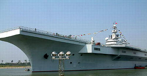 海軍大校駁航母威脅論 建不建是中國的事