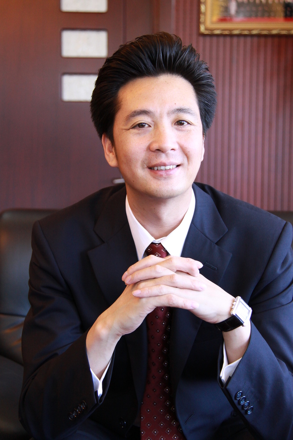 “敬天愛人 利他利己 謀利有道 善行天下”——專訪潘亞文