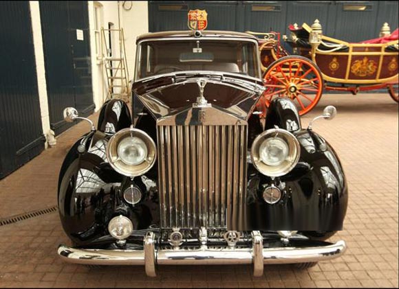 威廉王子婚禮將近 奢華復古婚車曝光