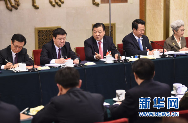 兩會授權發布:劉云山參加內蒙古代表團審議