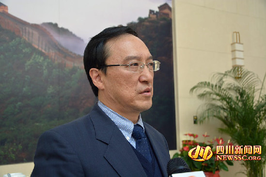 周曉強代表:要用包容的態度對待余額寶等互聯網金融創新