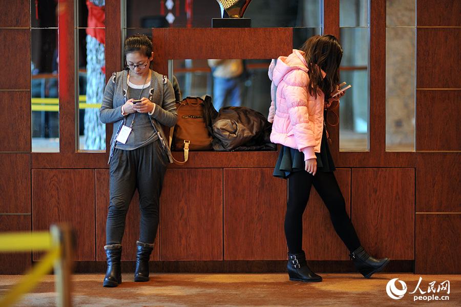 鏡頭中的兩會：兩會上的“半邊天”風采