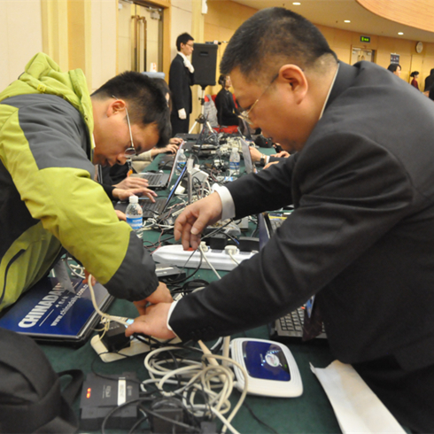 時刻準備著：新聞中心通信保障人員李樂