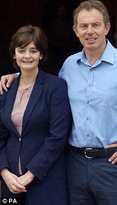 布萊爾夫人烤焦面包觸發火警 三輛消防車白白出動