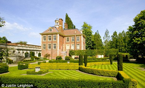 布萊爾夫人烤焦面包觸發火警 三輛消防車白白出動