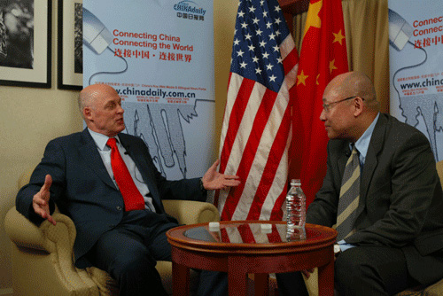 美國財(cái)長保爾森：與吳儀合作很愉快，和王岐山是朋友