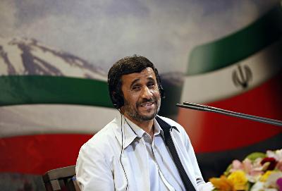 伊朗騷亂升級上百人被捕 穆薩維提出申訴內賈德不屑