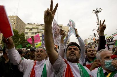 伊朗騷亂升級上百人被捕 穆薩維提出申訴內賈德不屑