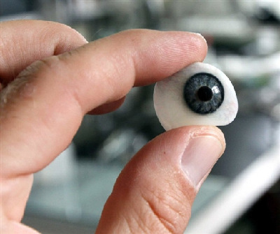 德國制作出多種款式玻璃眼球