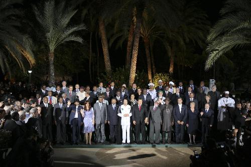 南美和非洲峰會傳強音 查韋斯、卡扎菲呼吁聯手抗西方