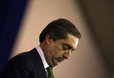 阿卜杜拉退出第二輪選舉 卡爾扎伊團隊稱堅持到底