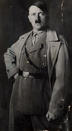 希特勒是德國足球隊教練？英國孩子很雷人