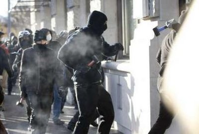 瑞士反世貿組織游行演變為暴力事件