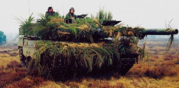 網友評出世界十大主戰坦克：豹IIA6第一中國99第二