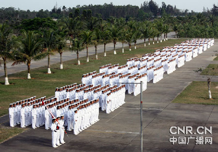 南海艦隊千余新兵接受檢閱