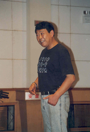 記文藝老兵王延輝