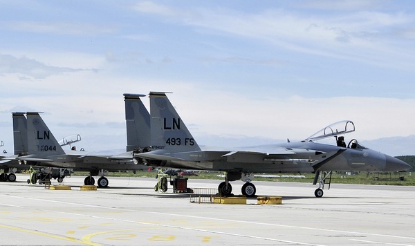 外媒港媒關注中國空軍形成成系統遠程作戰能力