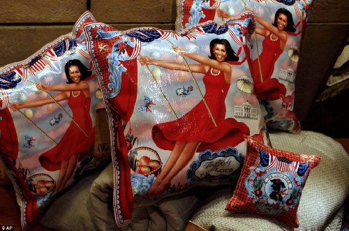 美第一夫人訪印赤腳游戲“米歇爾抱枕”銷售火爆