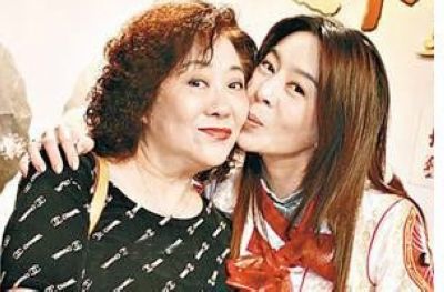 21位美女明星的極品漂亮媽媽