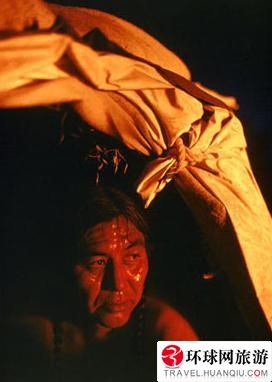 歡樂倒計時 各國千奇百怪的圣誕新年習(xí)俗