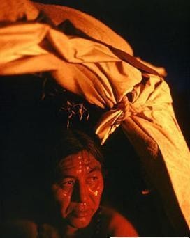 怪！世界竟有如此奇特的過年習(xí)俗(組圖)