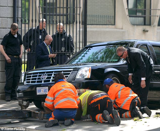 奧巴馬愛爾蘭會(huì)“老鄉(xiāng)”受明星般歡迎 裝甲專車拋錨不給力