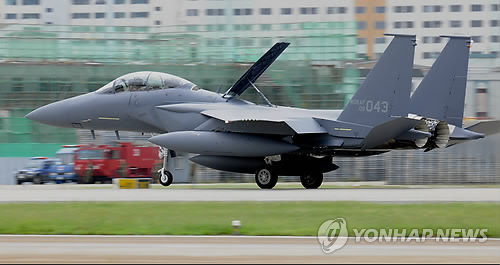波音向韓國交付2架F-15K