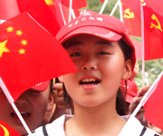 國(guó)際社會(huì)盛贊中共輝煌成就