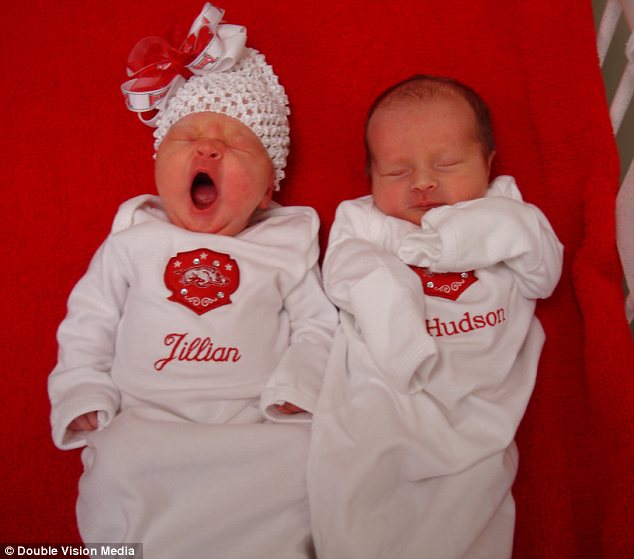 兩周之內(nèi)懷孕兩次 美國(guó)異期復(fù)孕產(chǎn)婦所生男女寶寶發(fā)育良好